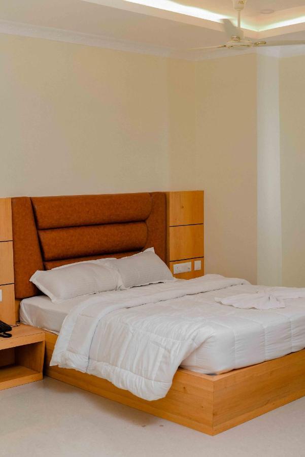 Hotel Grand Lotus Dimapur Bagian luar foto